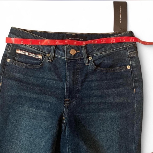 NWT Tommy Hilfiger Sz 2 women’s TriBeCa TH flex raw cuff Dark wash jeans - Picture 5 of 9